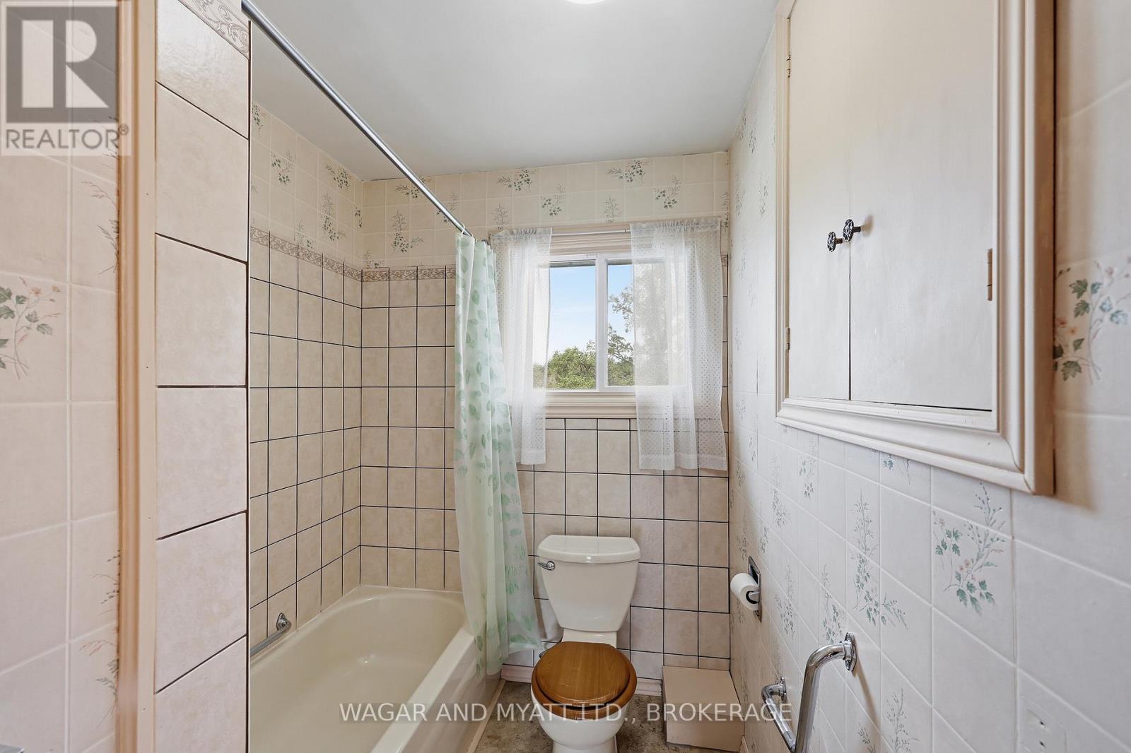87 River Road Property Photo 35