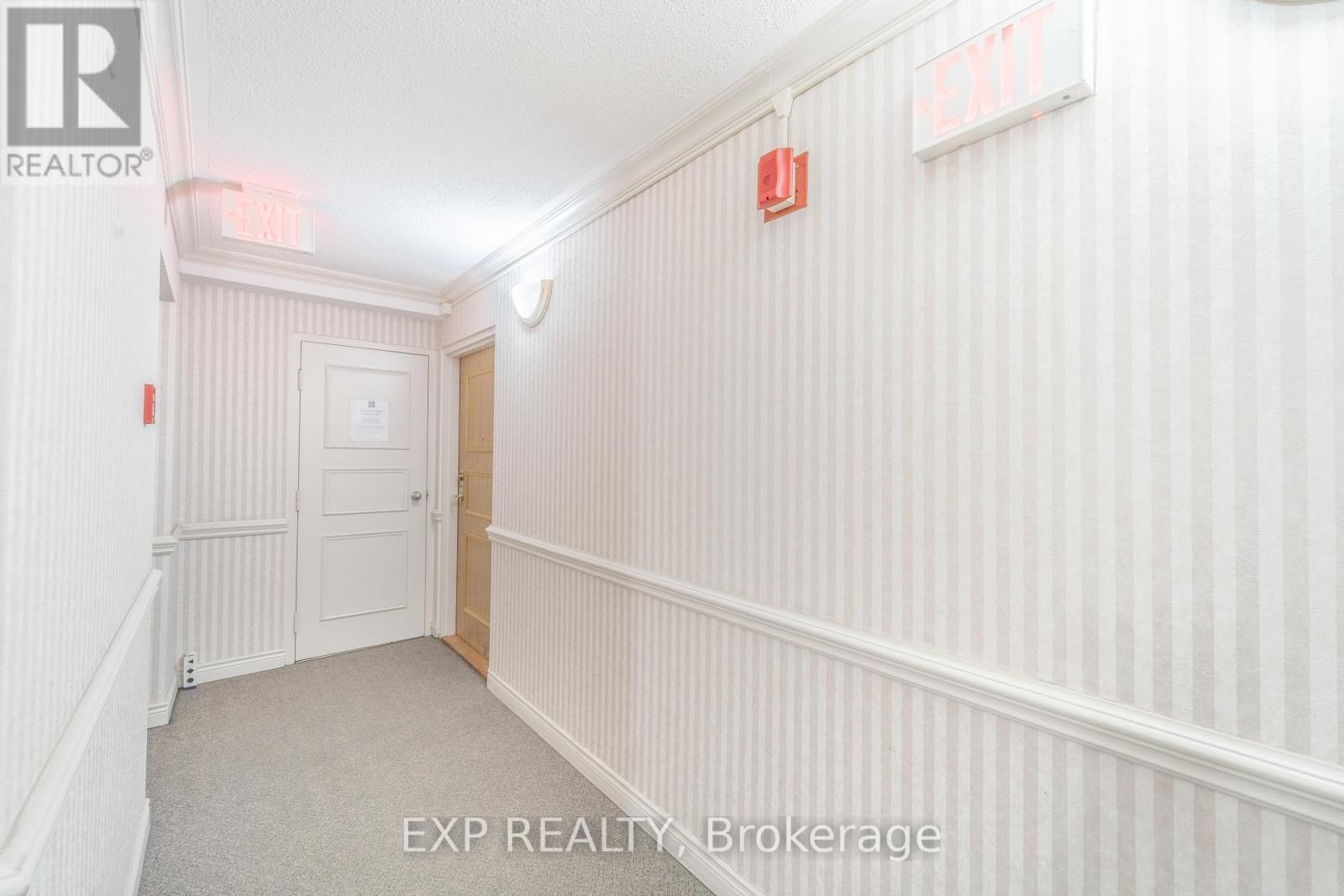 601 - 432 Main Street E Property Photo 5