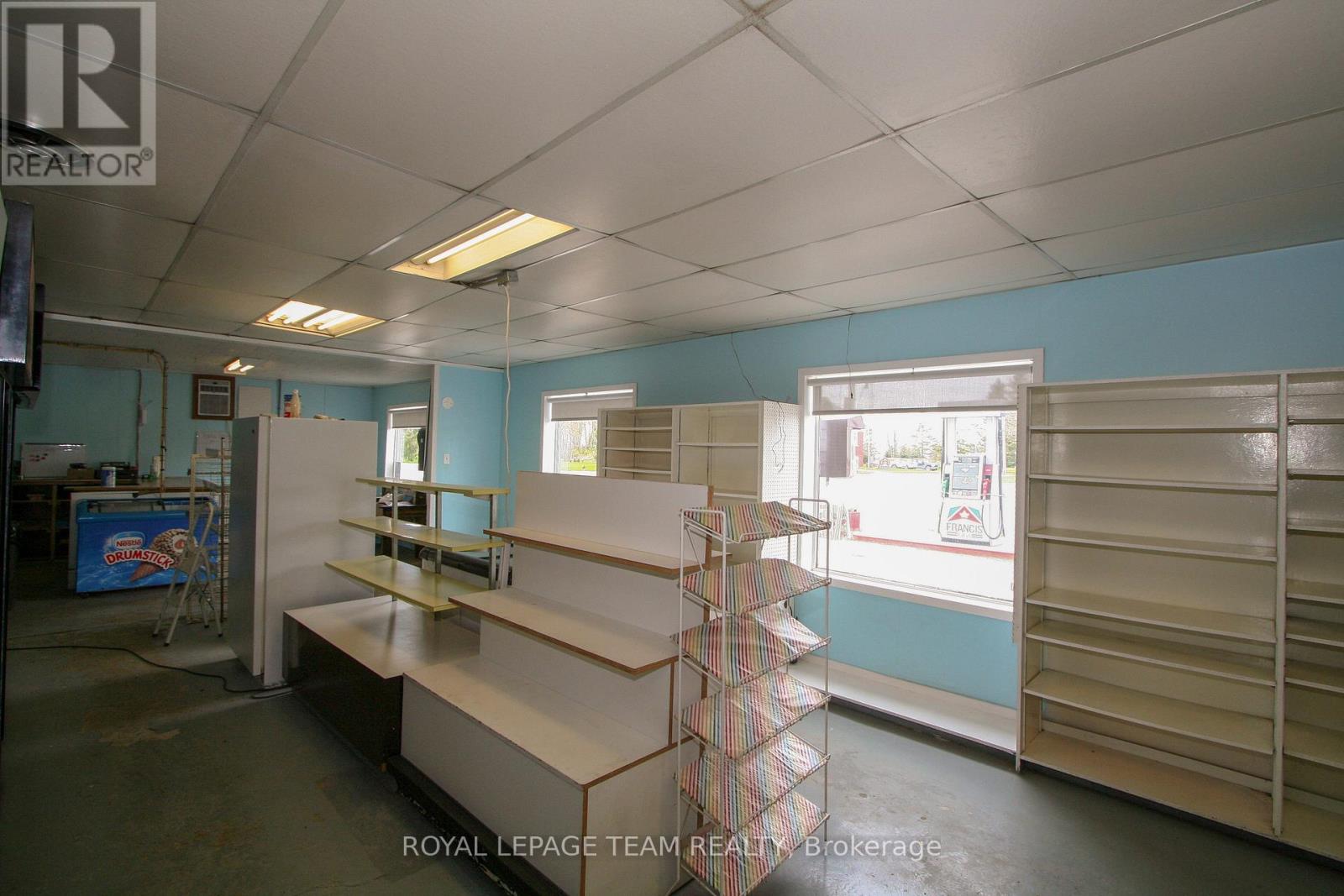 9 Cockburn Street Property Photo 10
