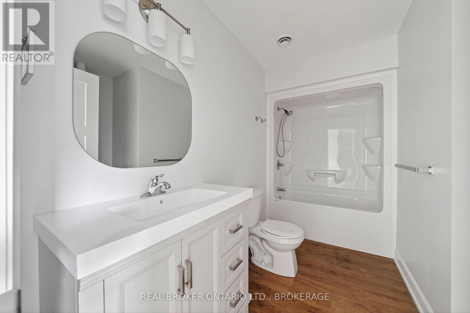 Unit #13c - 600 Second Street E Property Photo 10