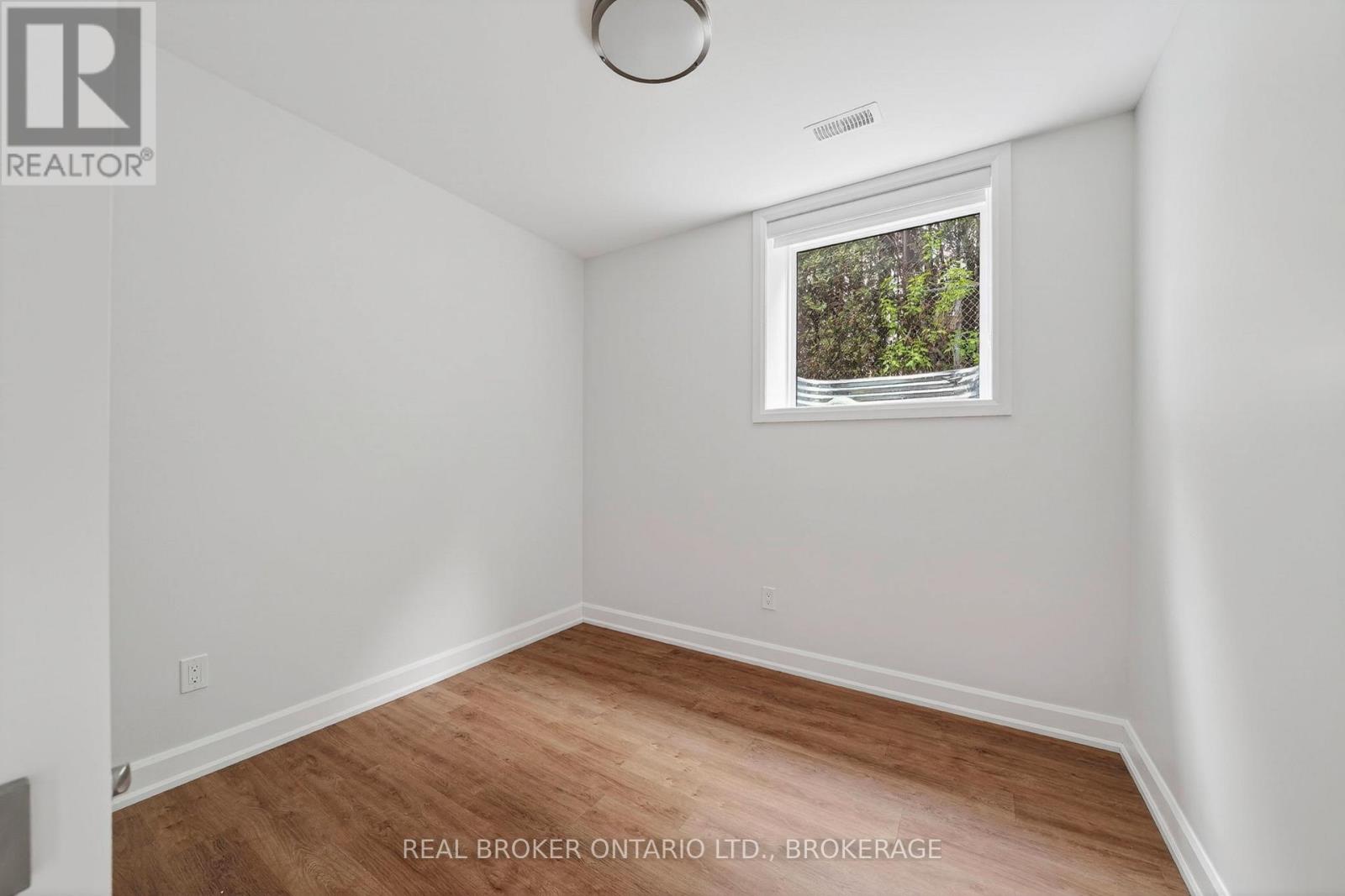 Unit #13c - 600 Second Street E Property Photo 11