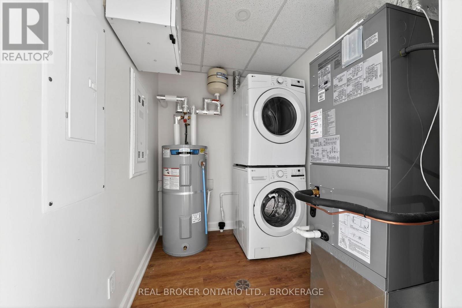 Unit #13c - 600 Second Street E Property Photo 13