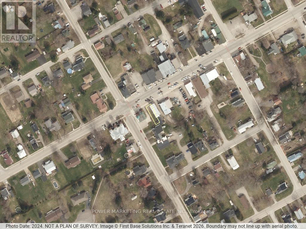 5 Main Street E Property Photo 2
