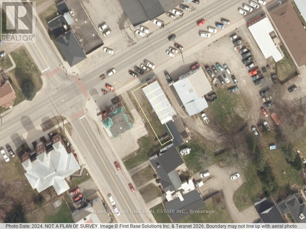 5 Main Street E Property Photo 6