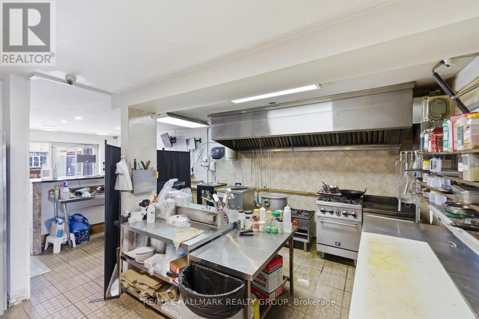 912 St Laurent Boulevard S Property Photo 23