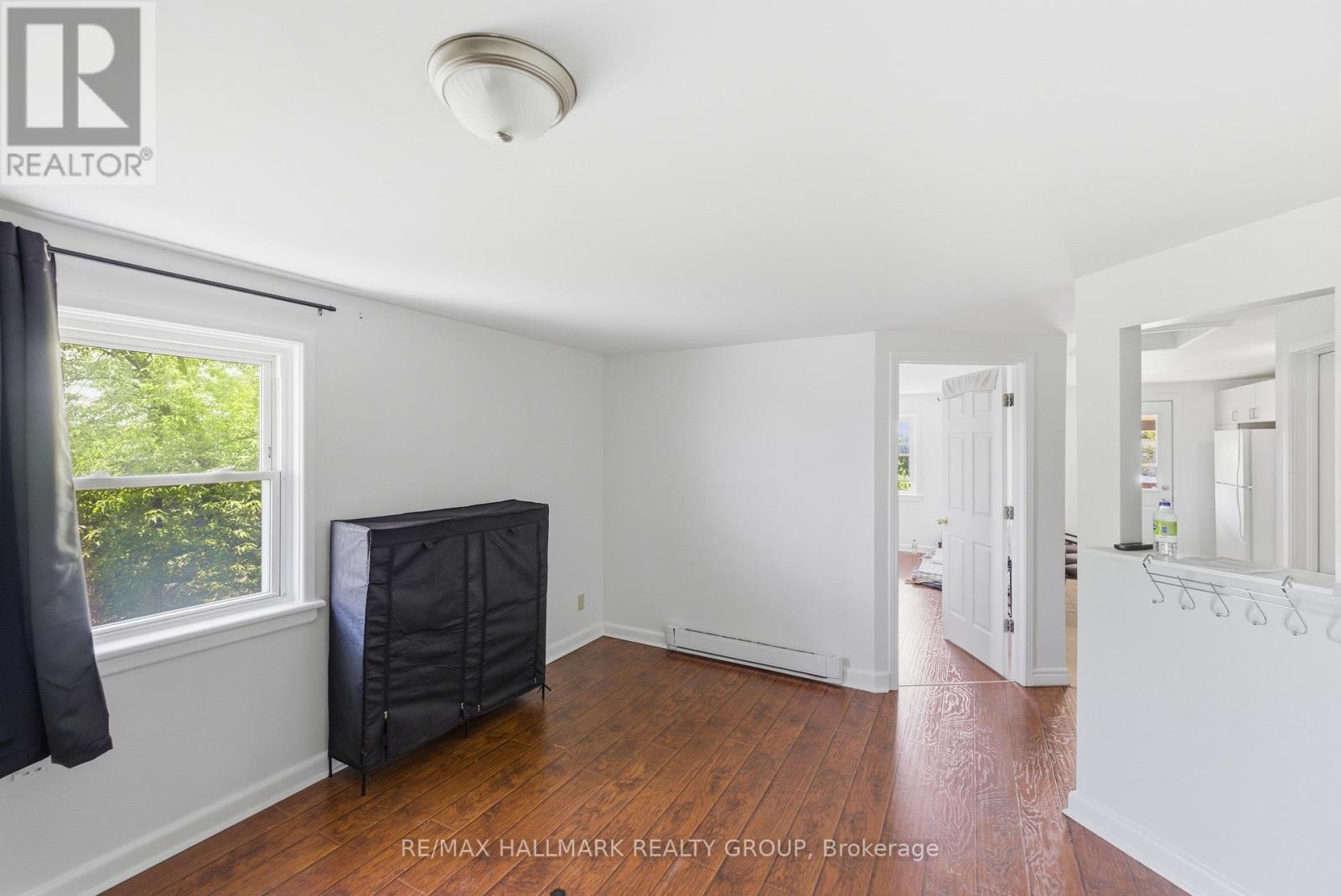 912 St Laurent Boulevard S Property Photo 32