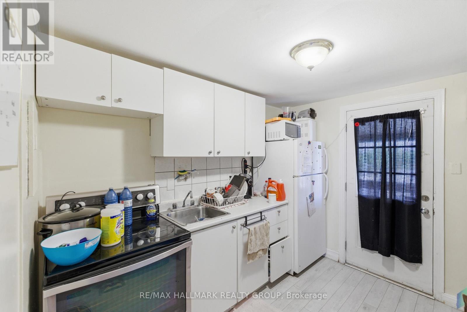 912 St Laurent Boulevard S Property Photo 39