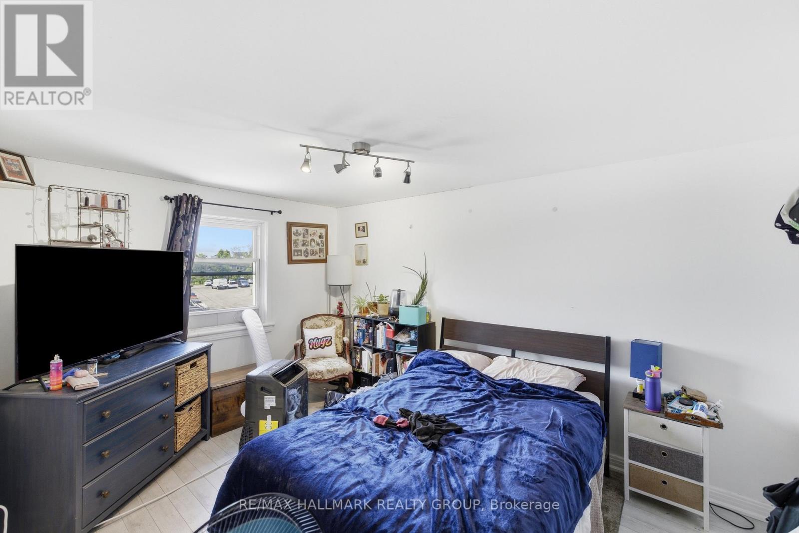 912 St Laurent Boulevard S Property Photo 43
