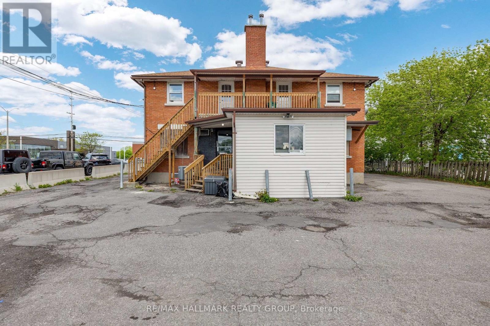 912 St Laurent Boulevard S Property Photo 46