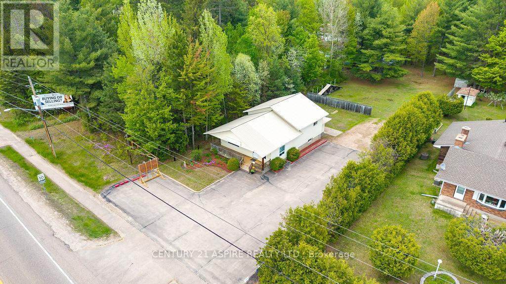 2889 Petawawa Boulevard Property Photo 39