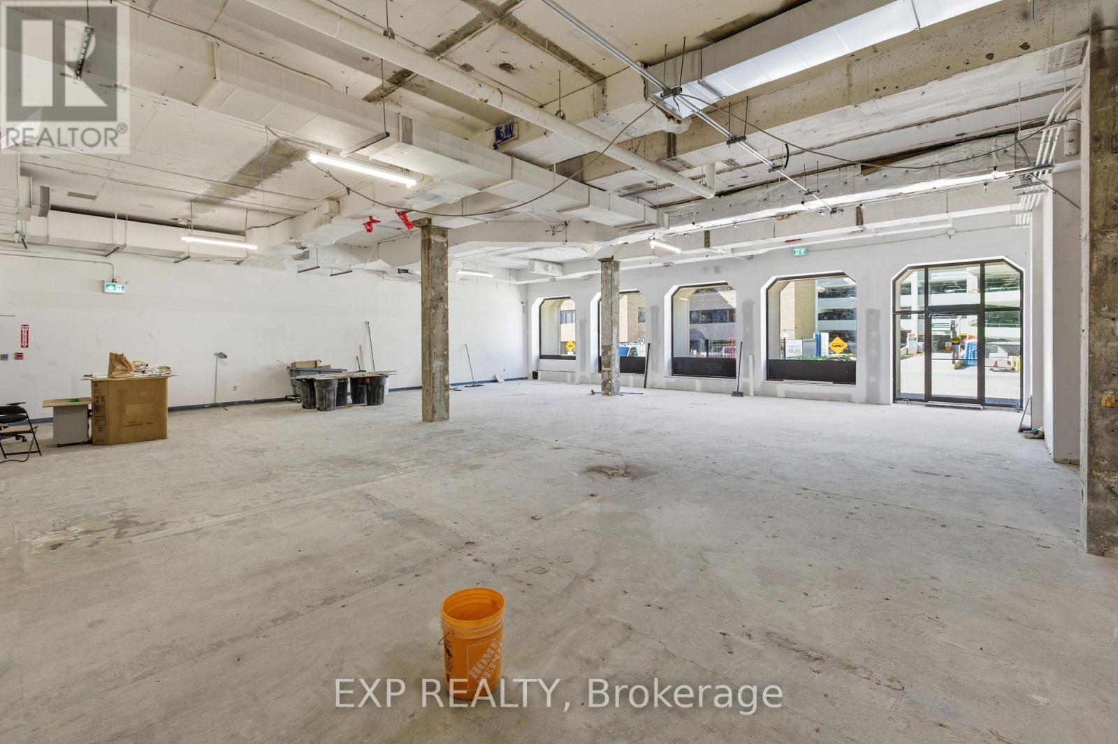106 - 30 Duke Street W Property Photo 10