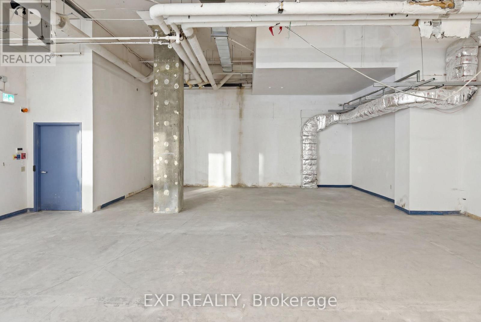 106 - 30 Duke Street W Property Photo 12