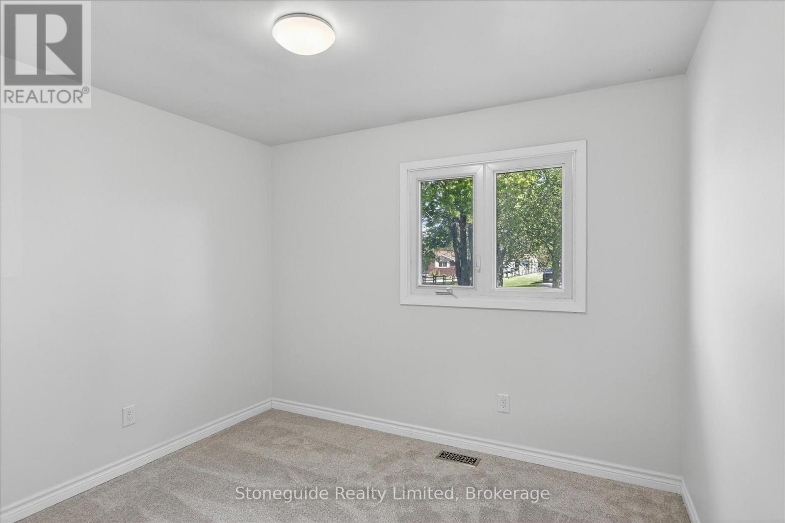 667 Skyline Road Property Photo 24
