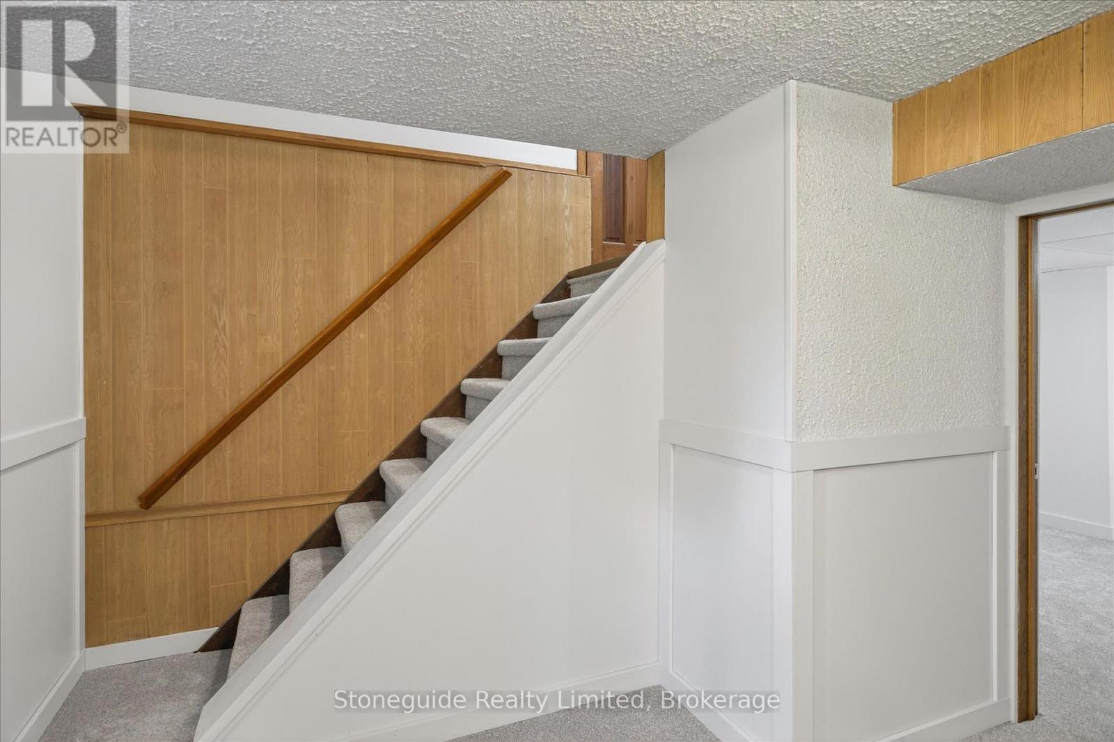 667 Skyline Road Property Photo 26