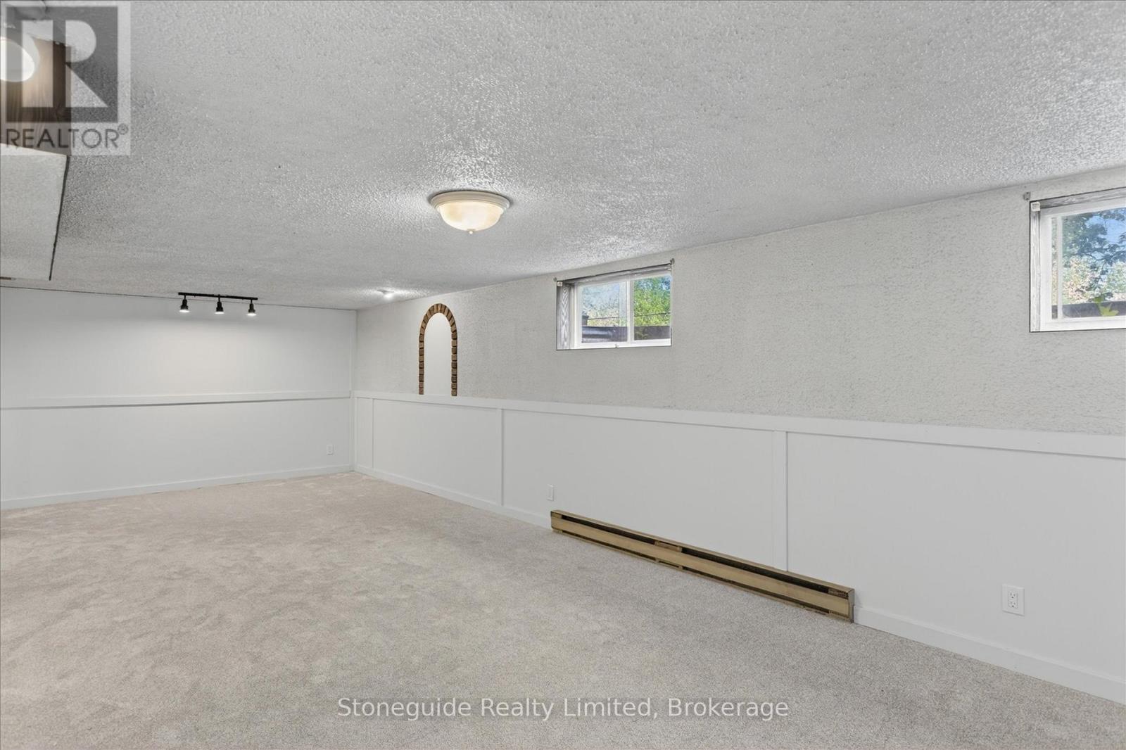 667 Skyline Road Property Photo 30