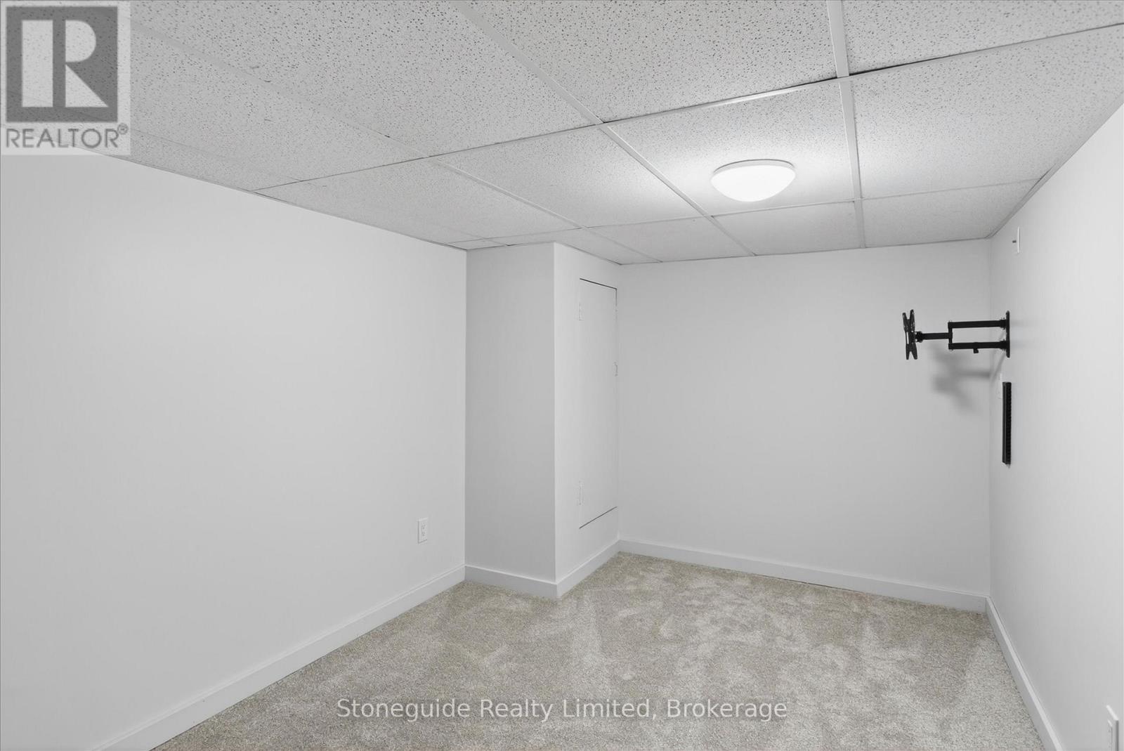 667 Skyline Road Property Photo 31