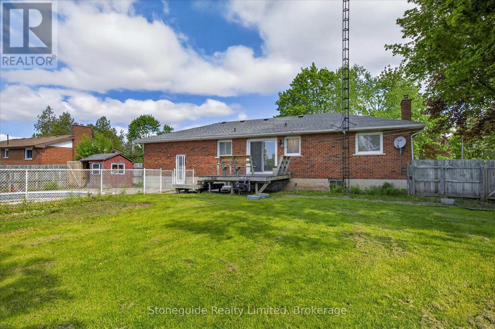 667 Skyline Road Property Photo 36