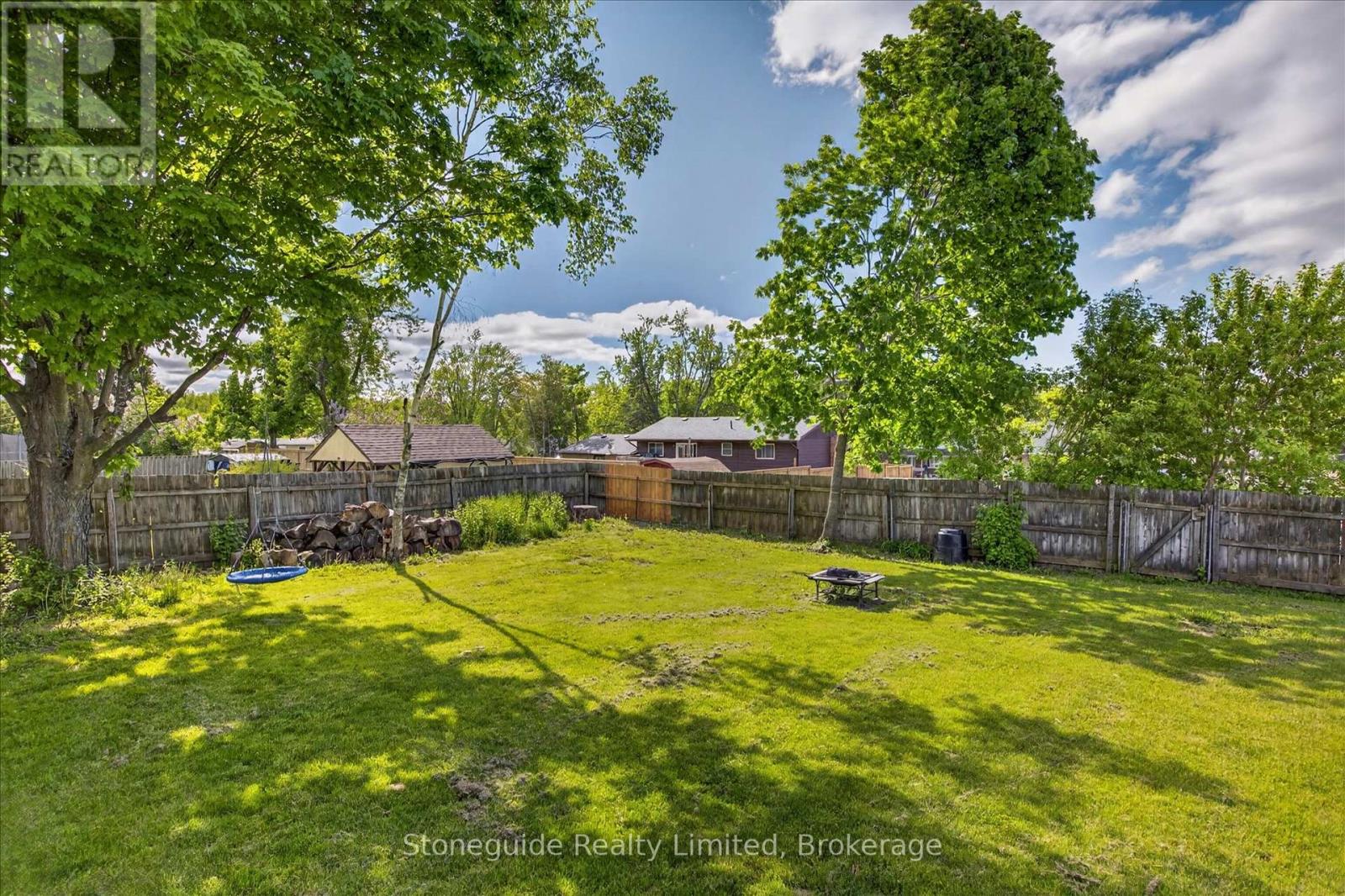667 Skyline Road Property Photo 40