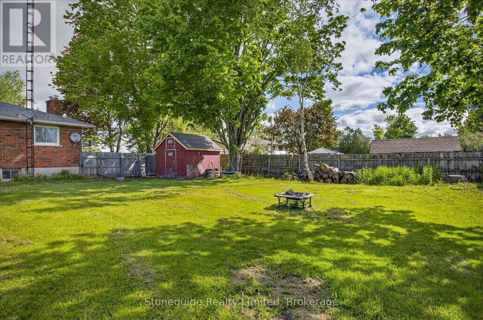 667 Skyline Road Property Photo 42