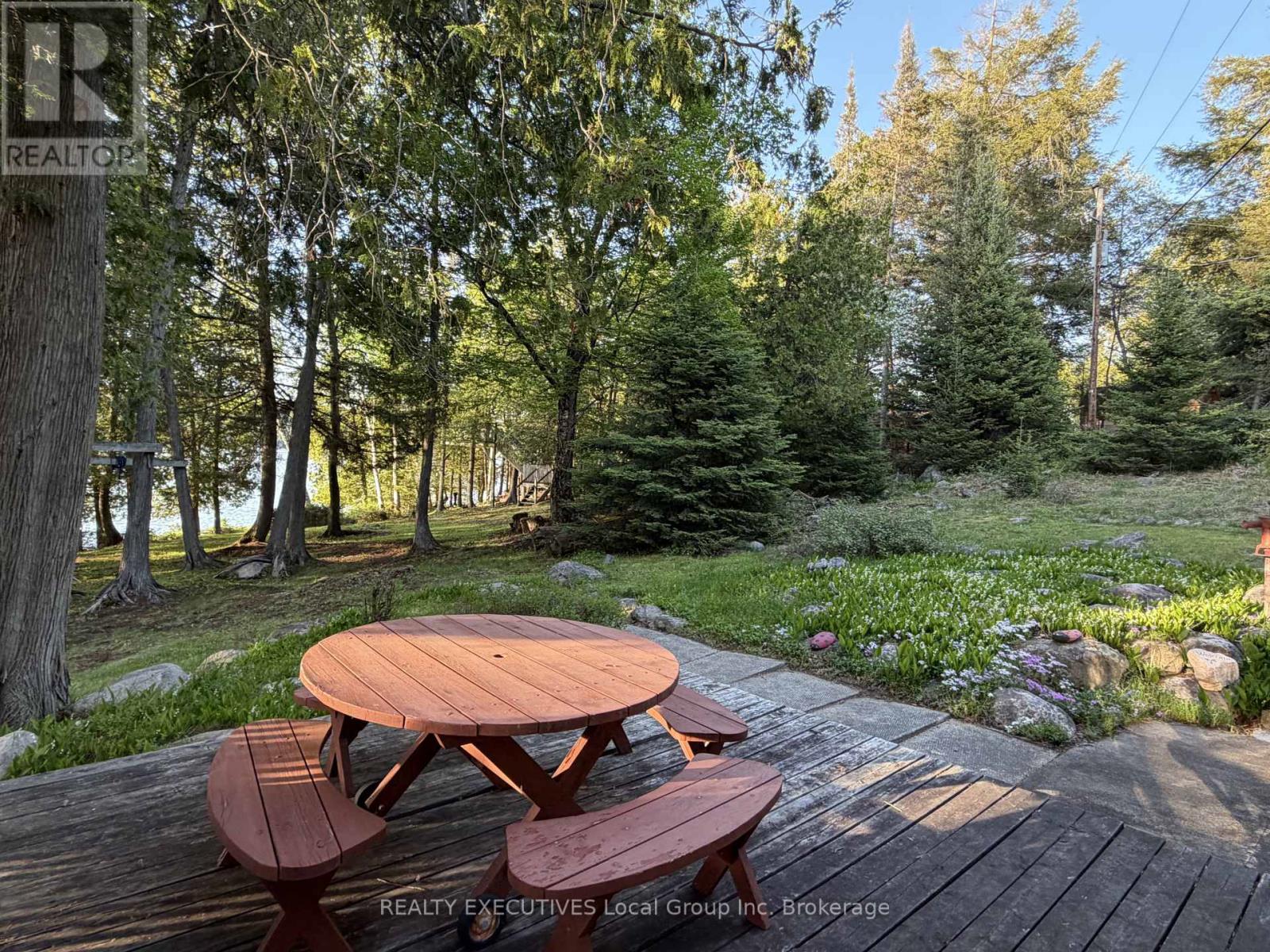 1504 Hemlock Island Property Photo 14