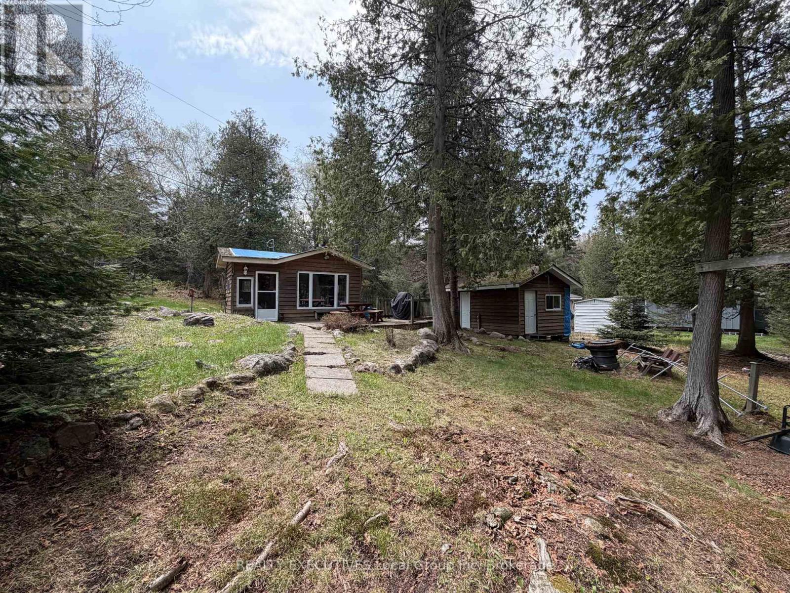 1504 Hemlock Island Property Photo 18