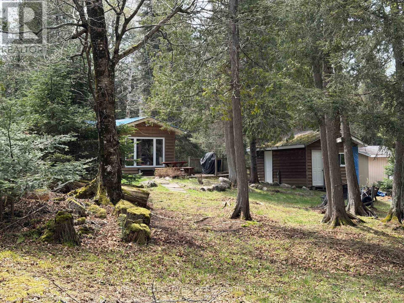 1504 Hemlock Island Property Photo 19