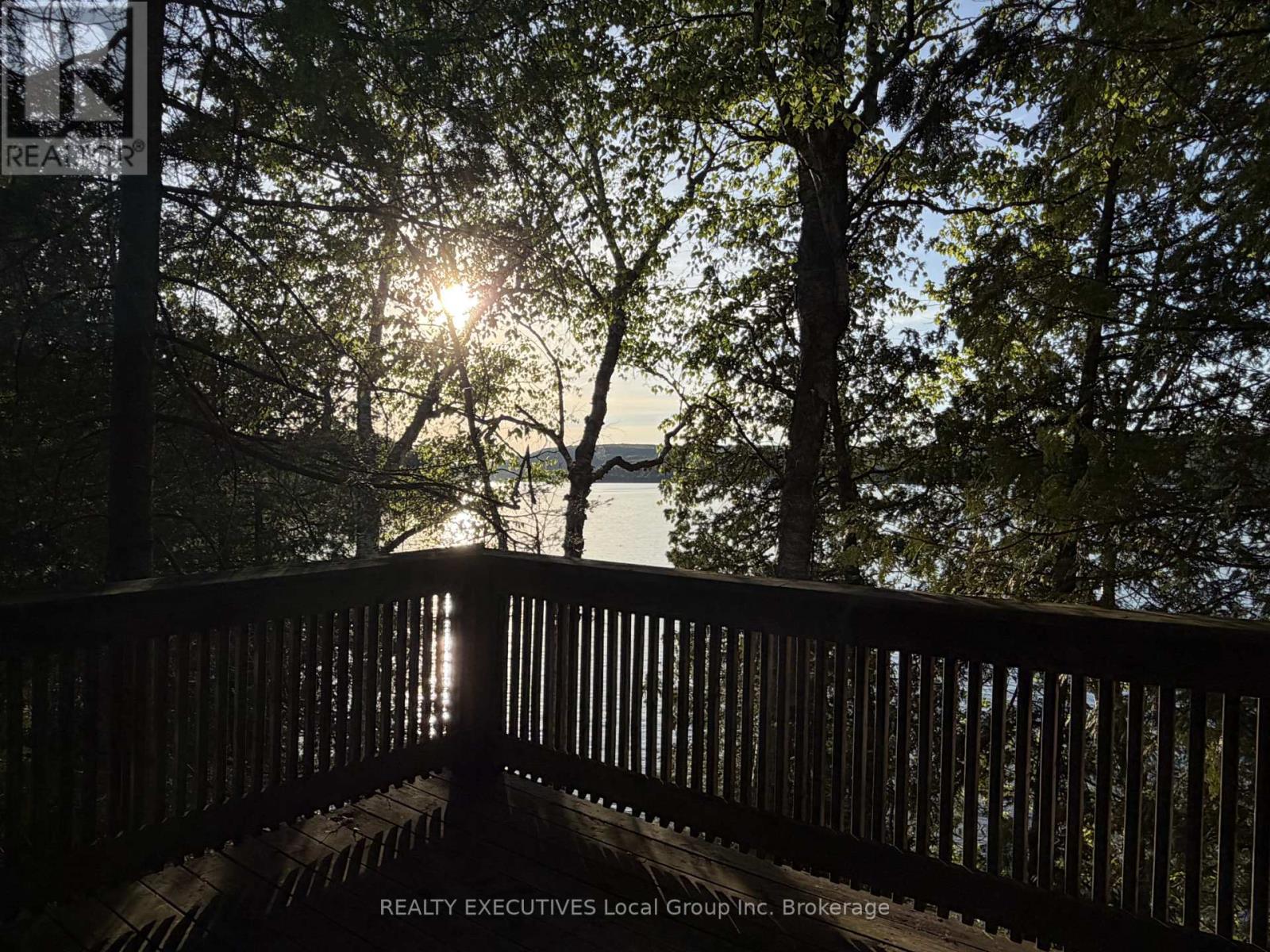 1504 Hemlock Island Property Photo 25