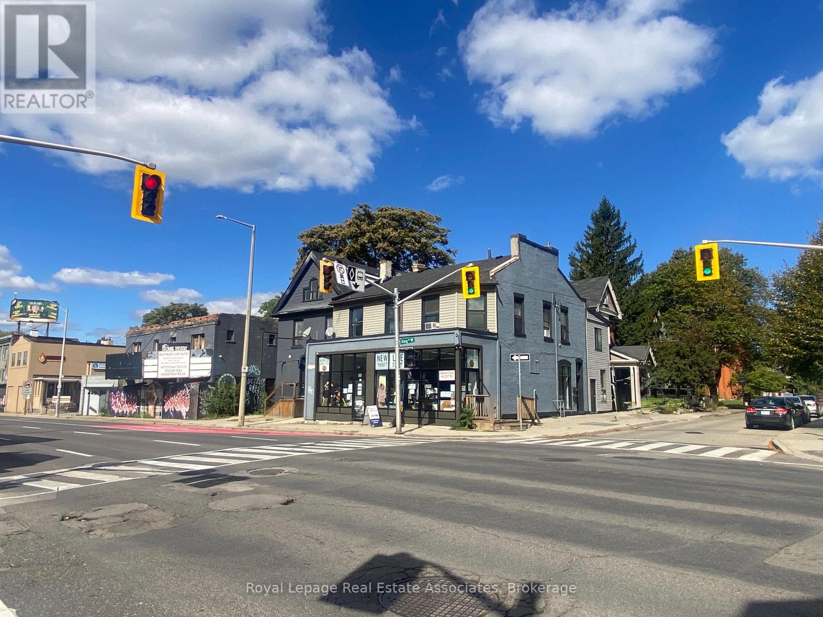 428 KING STREET W