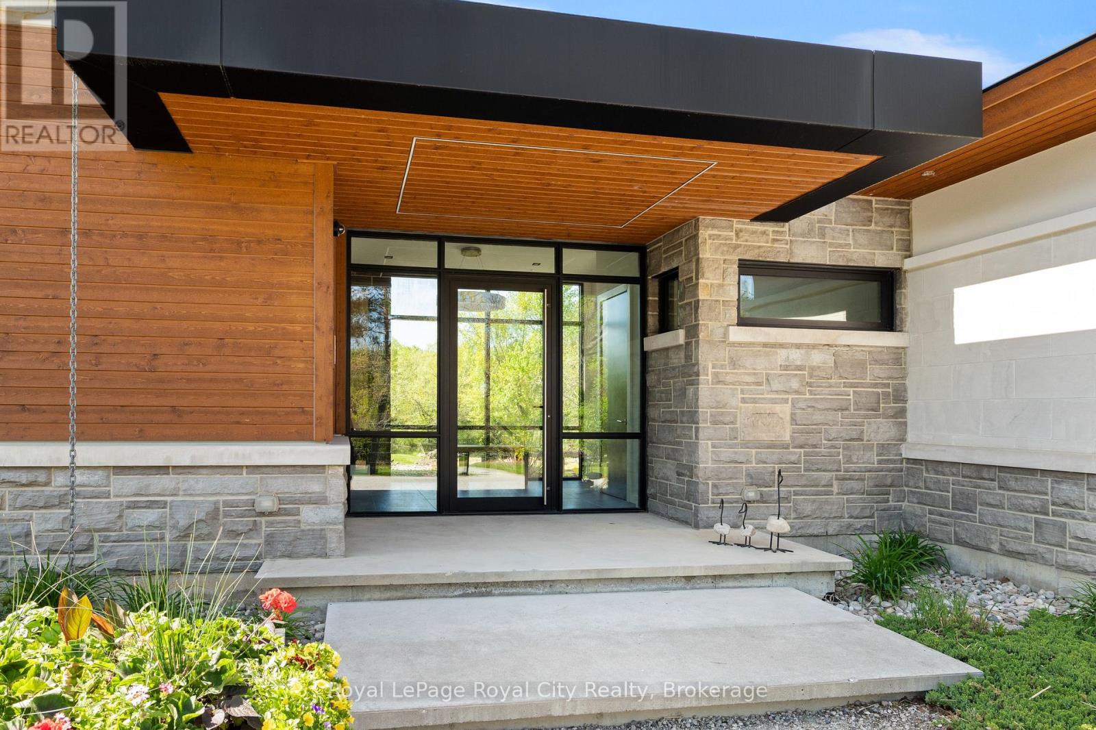 164 Hume Road Property Photo 4