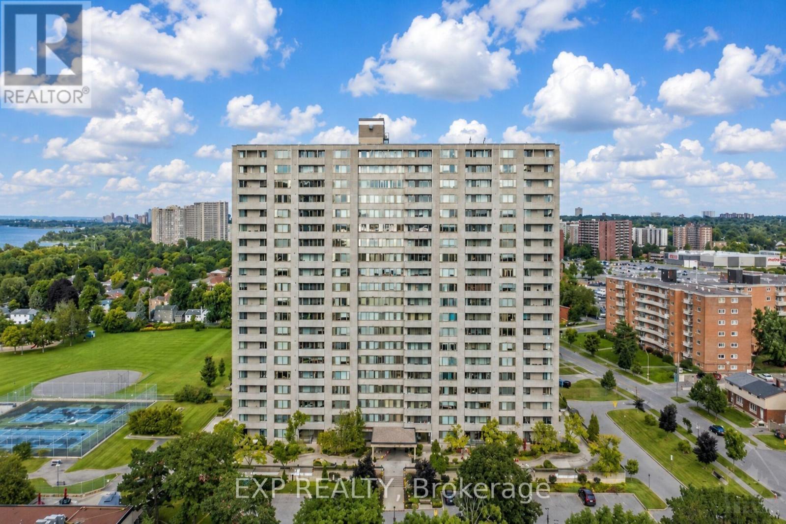 2008 - 2625 Regina Street Property Photo 1
