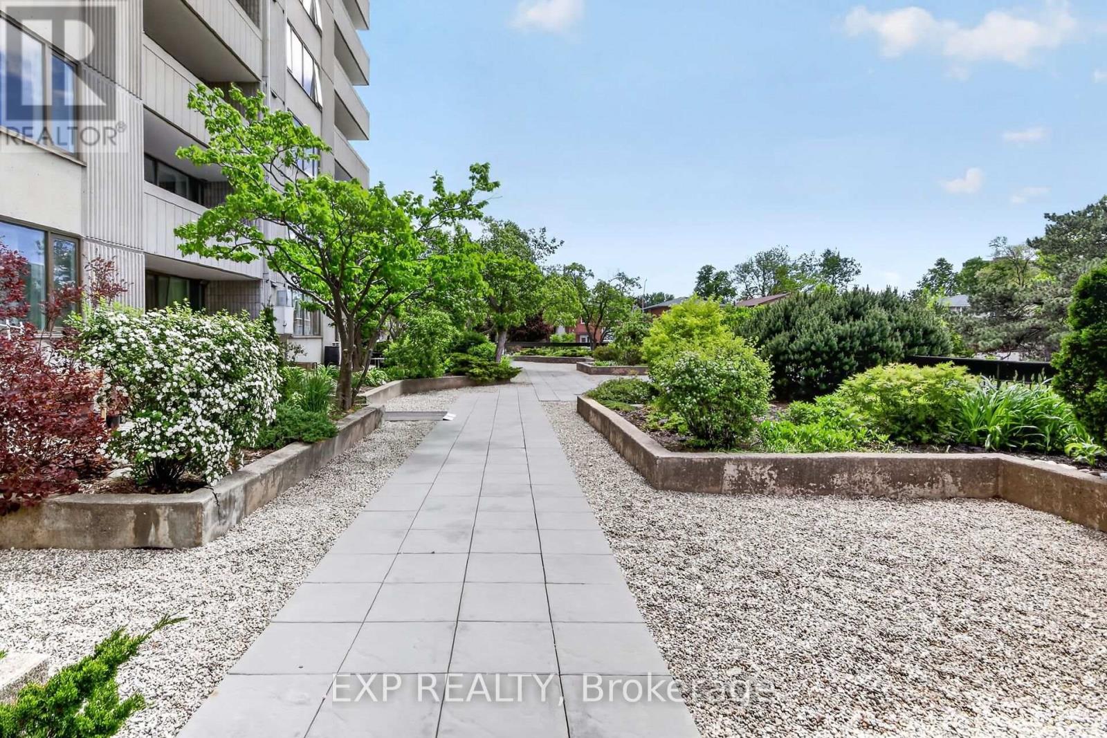 2008 - 2625 Regina Street Property Photo 3