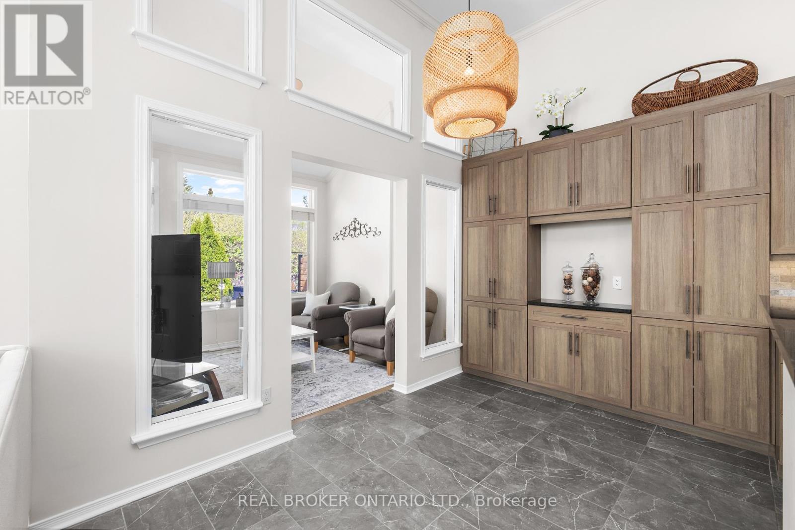 124 Macassa Circle Property Photo 14