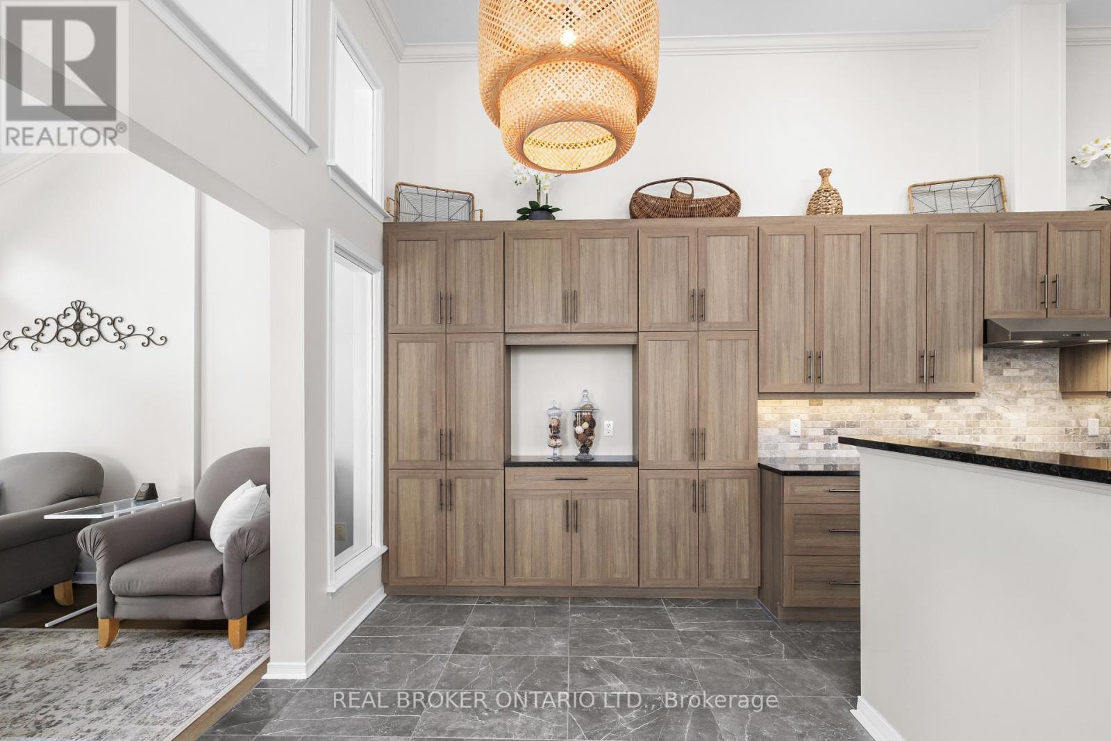 124 Macassa Circle Property Photo 15