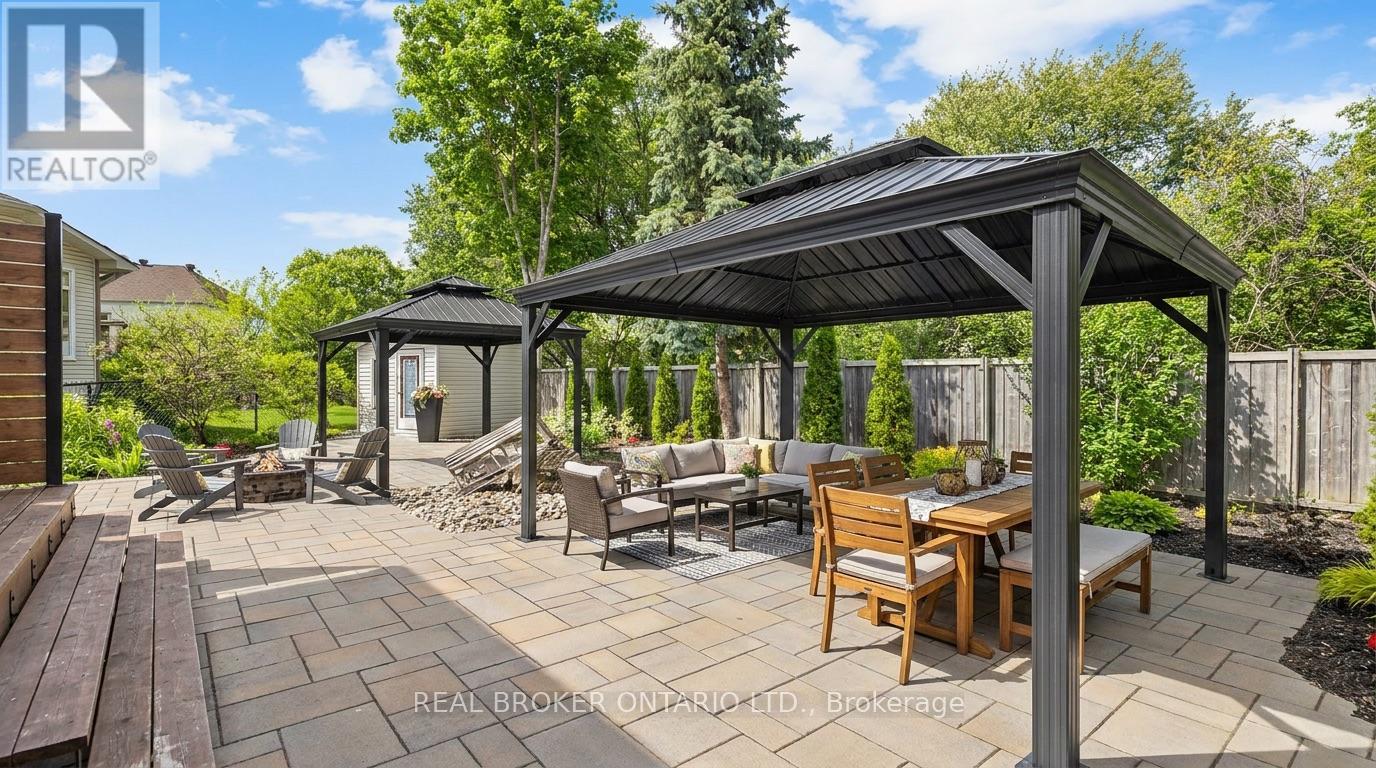 124 Macassa Circle Property Photo 38