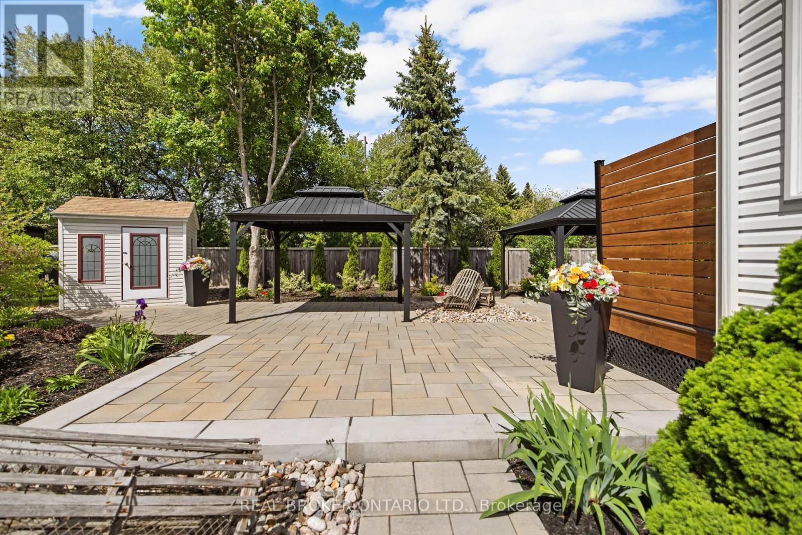 124 Macassa Circle Property Photo 39