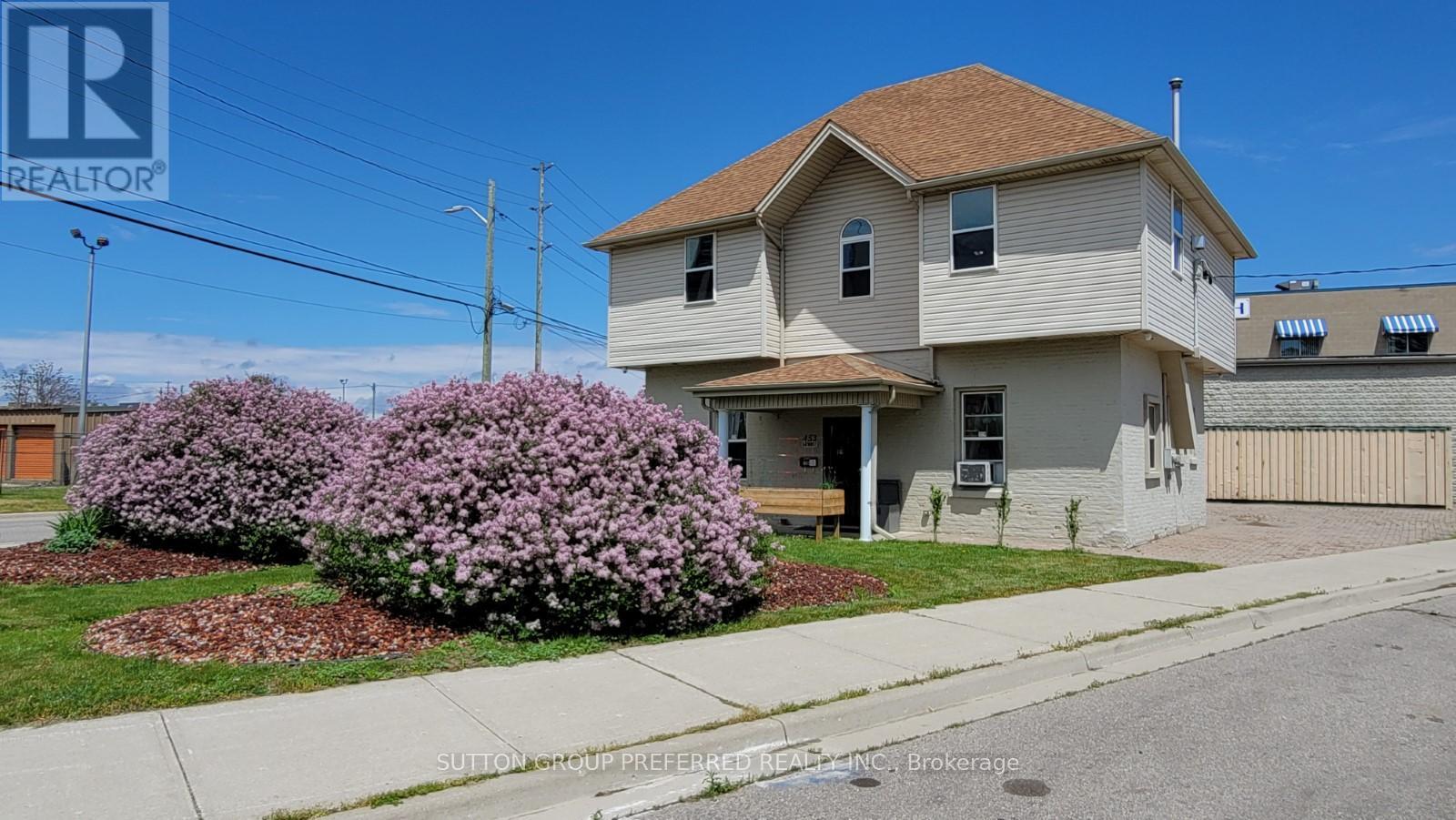 453 Bathurst Street Property Photo 1