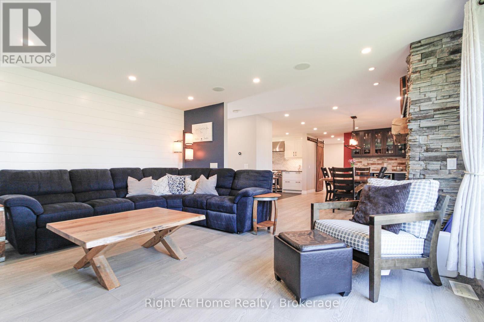 367 Golf Club Road Property Photo 6