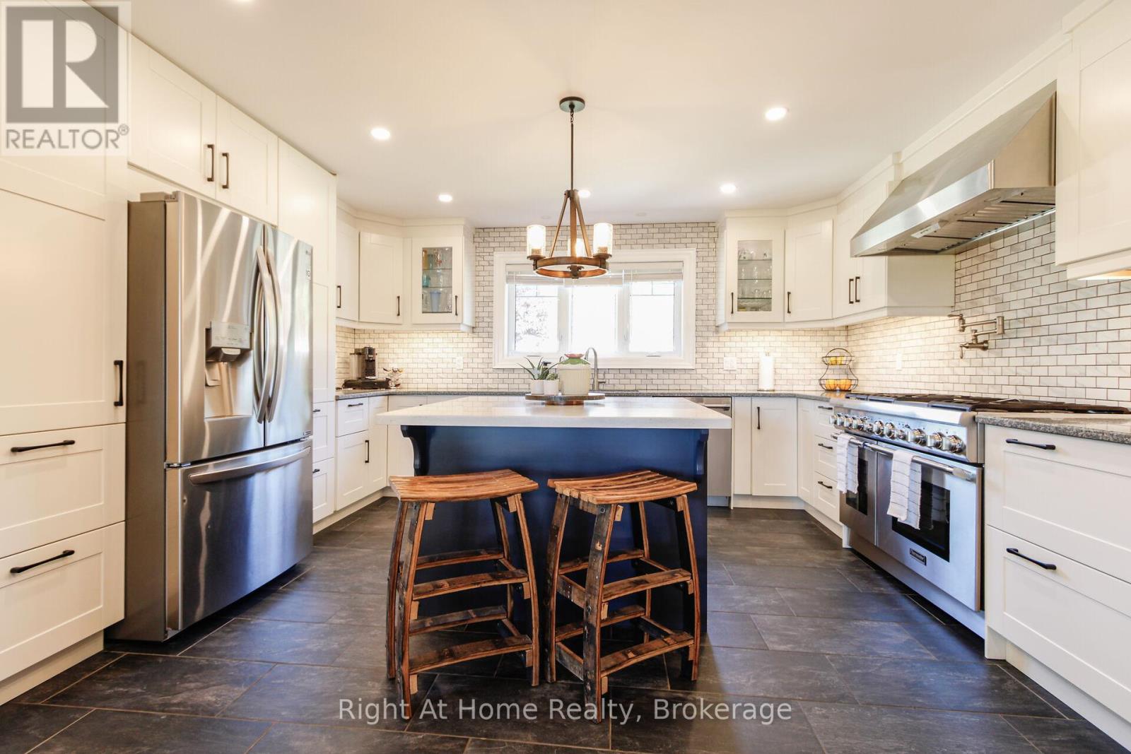 367 Golf Club Road Property Photo 10