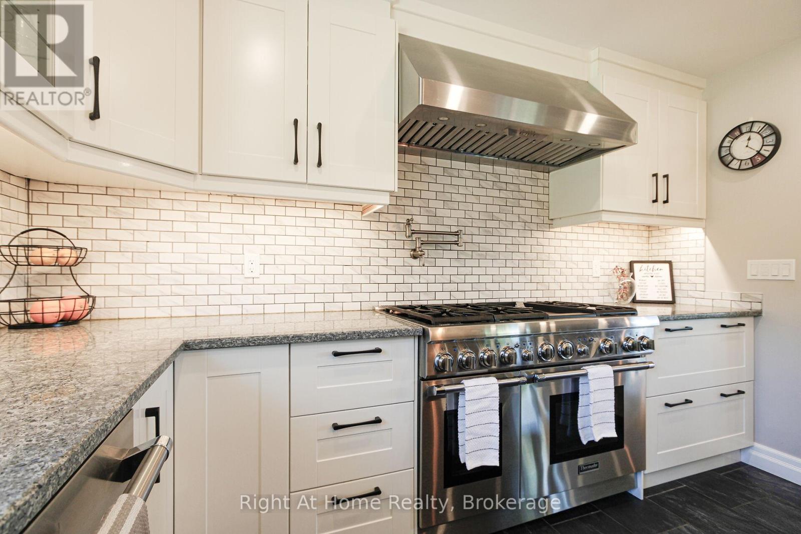 367 Golf Club Road Property Photo 13
