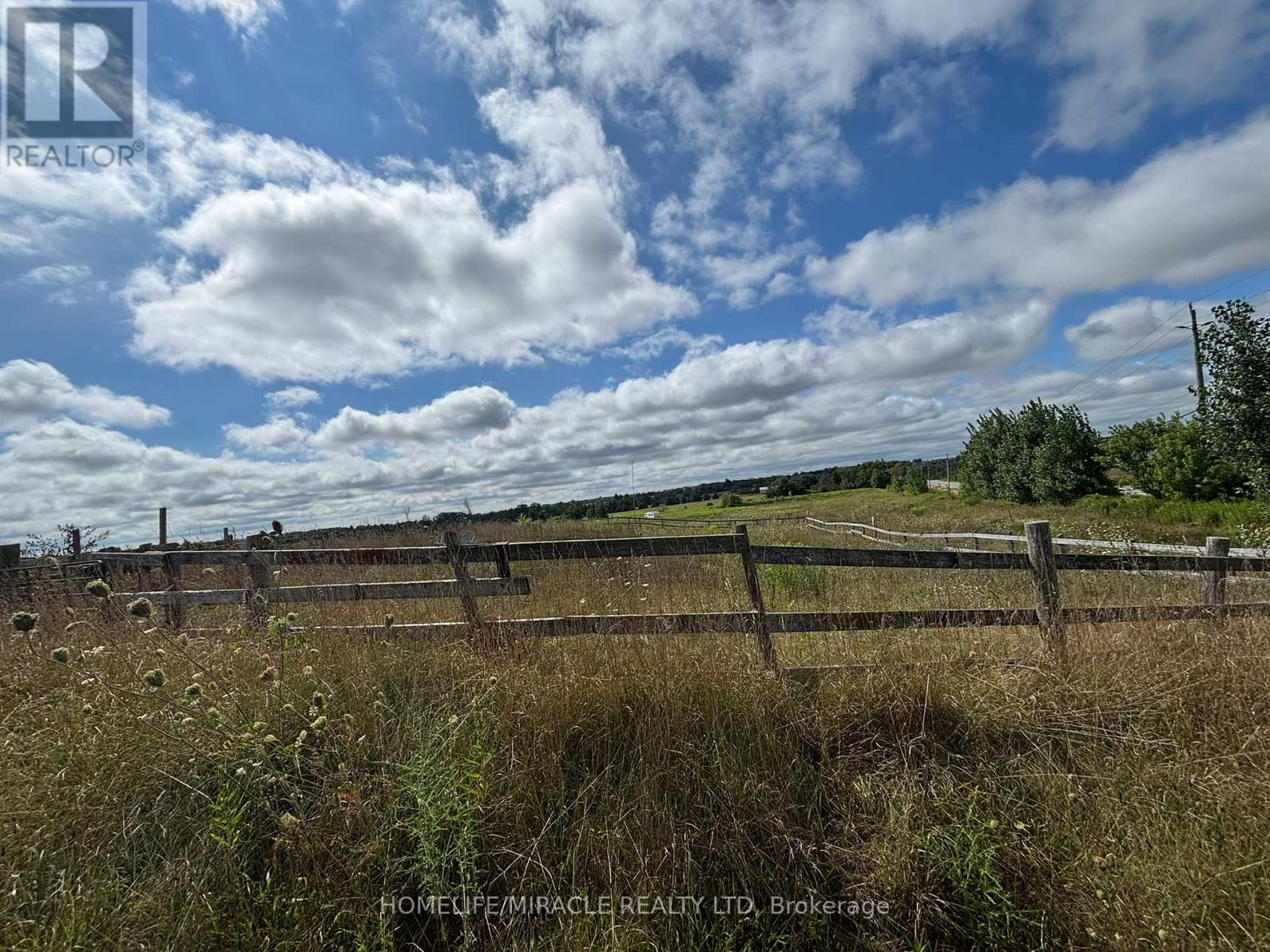 1381 Hwy 8 Property Photo 12