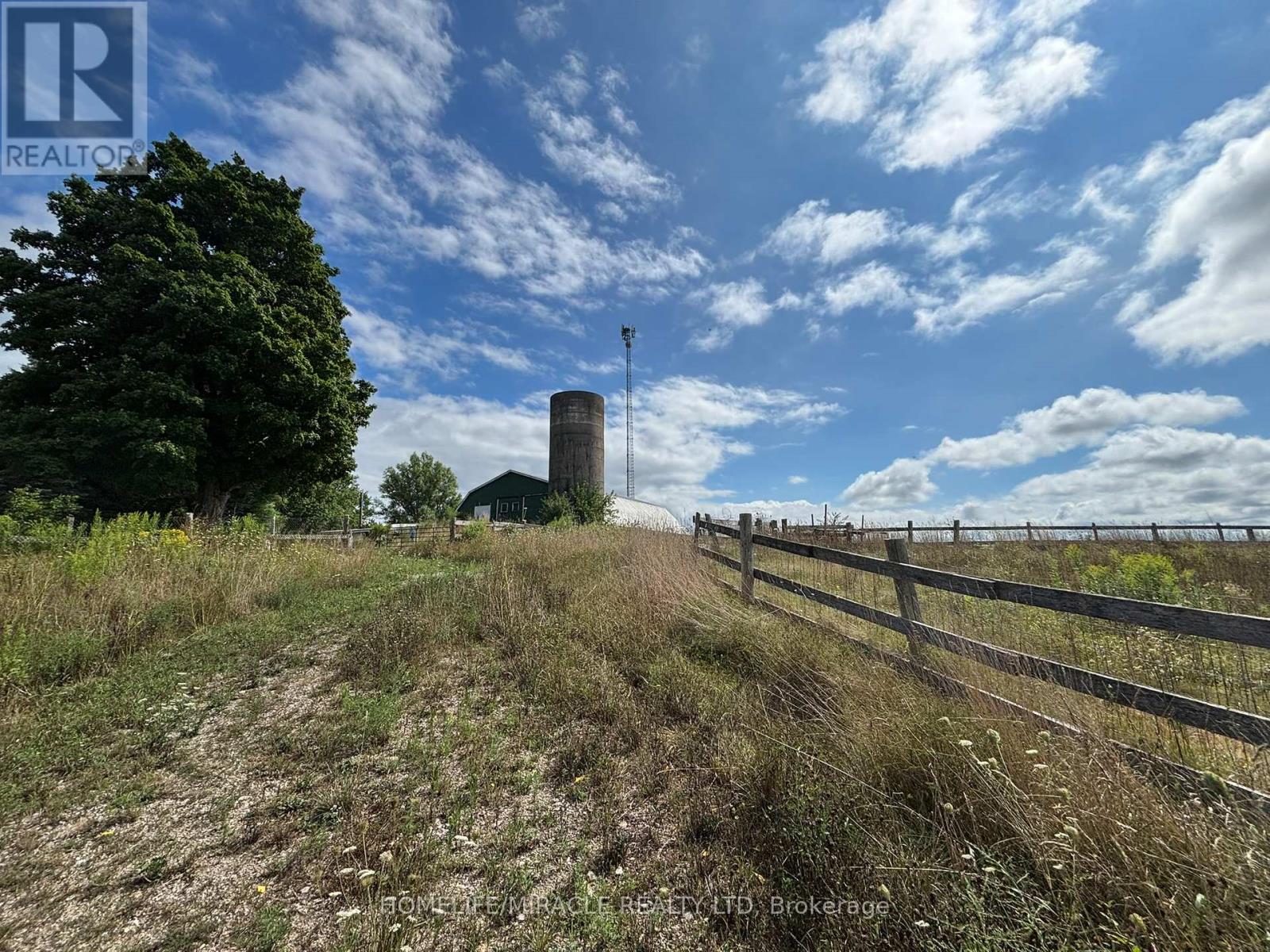 1381 Hwy 8 Property Photo 15