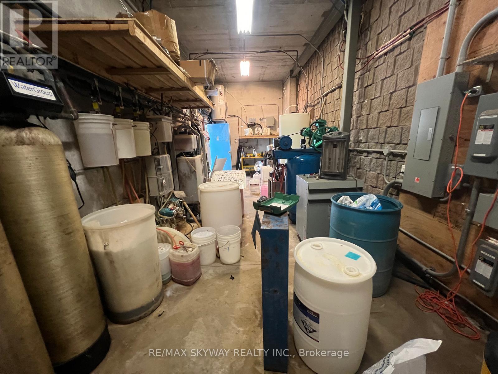 99 David Street Property Photo 29
