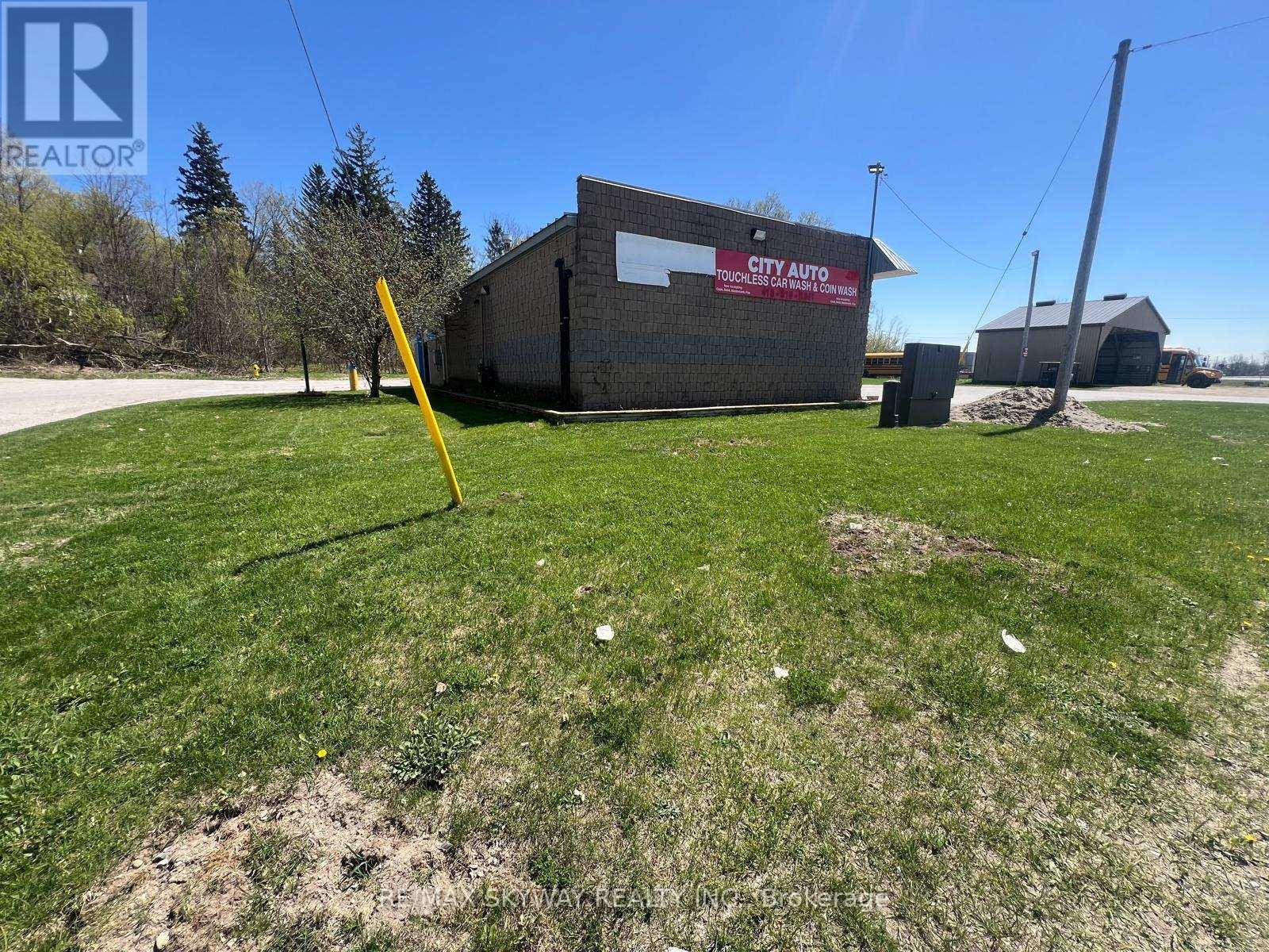 99 David Street Property Photo 37