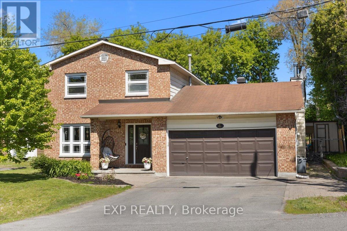 4 BOBCAT WAY Property Photo 1