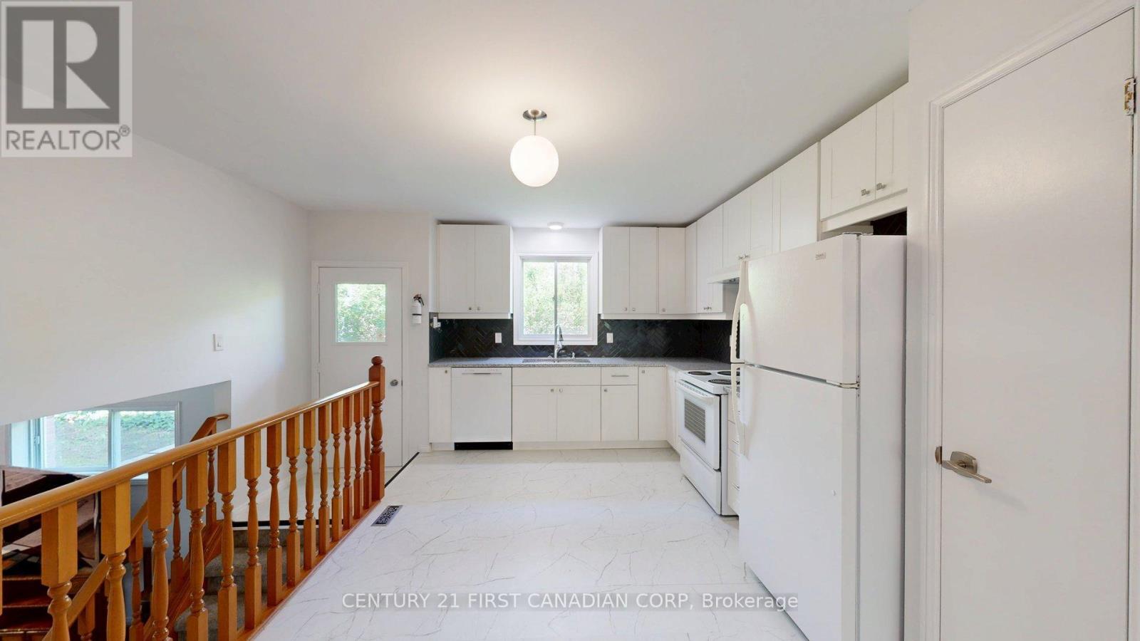 43 Walmer Gardens Property Photo 8