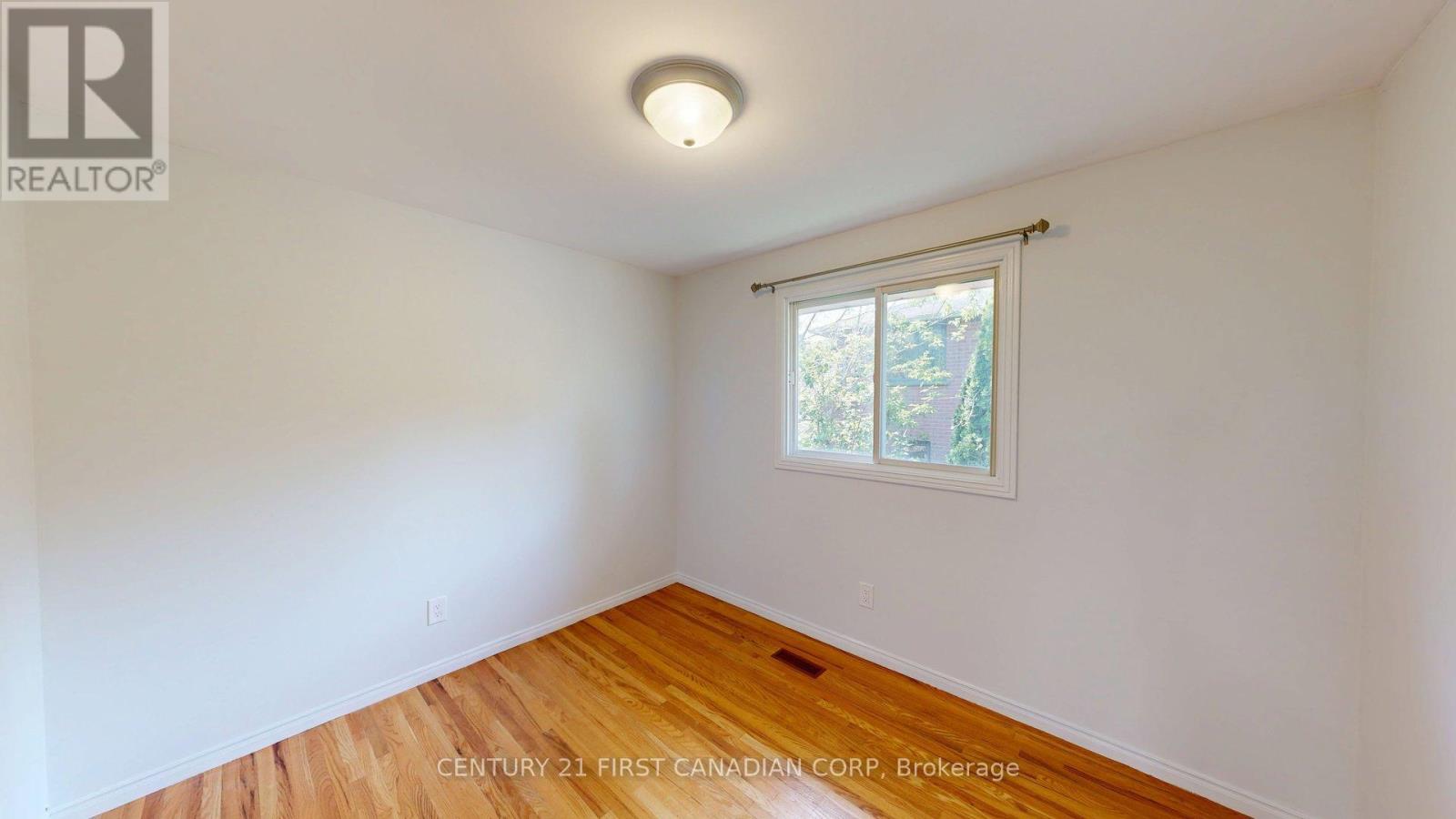 43 Walmer Gardens Property Photo 16