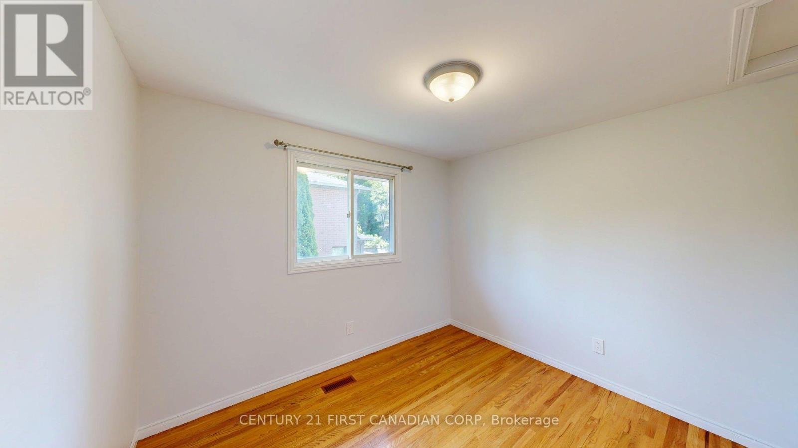 43 Walmer Gardens Property Photo 17