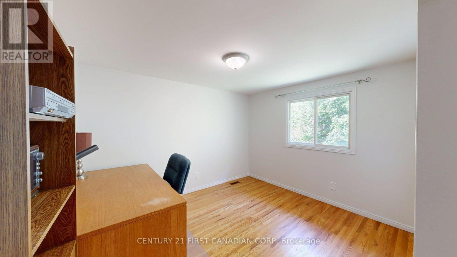 43 Walmer Gardens Property Photo 19