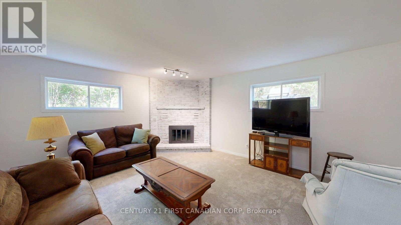 43 Walmer Gardens Property Photo 26