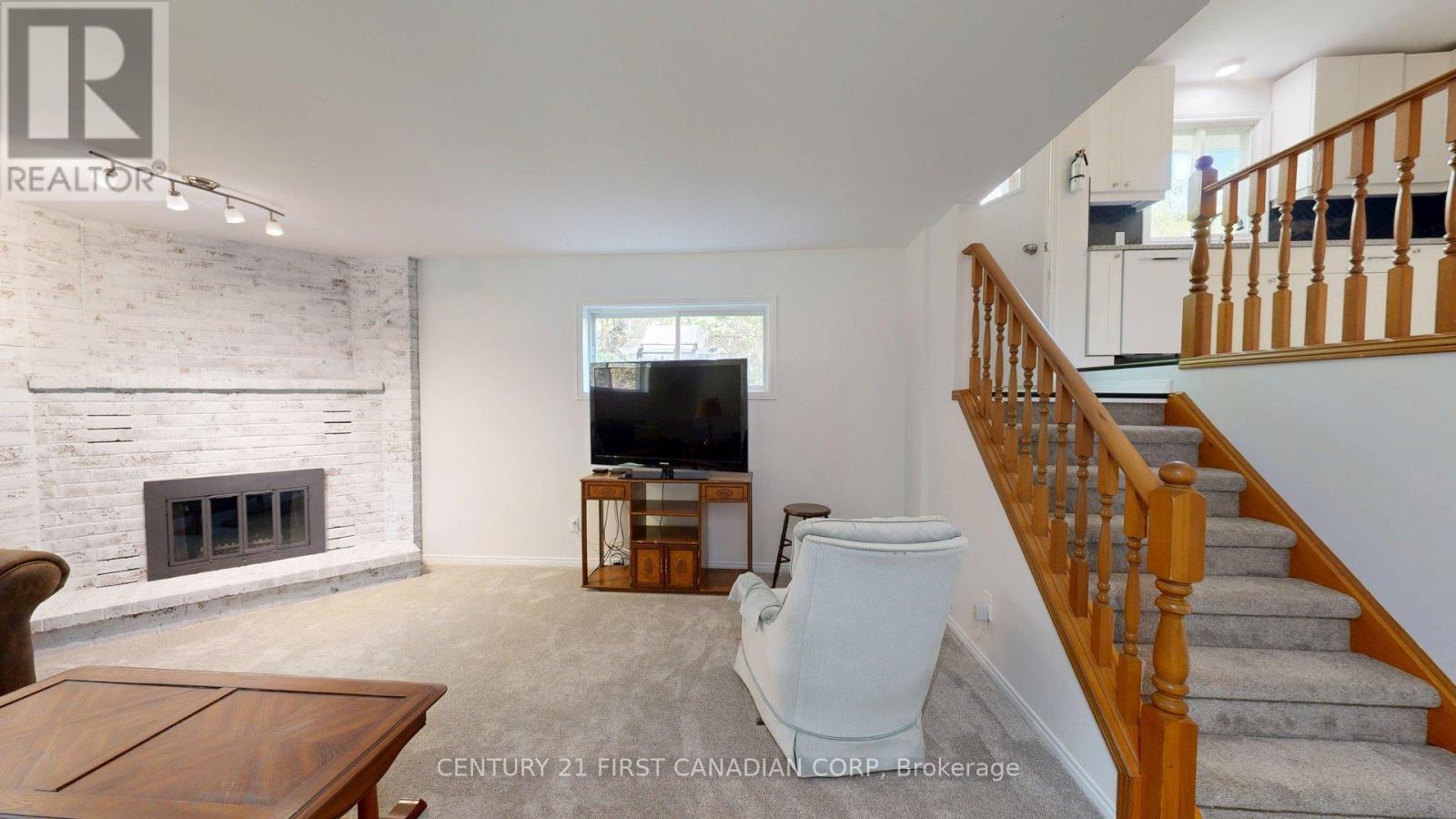 43 Walmer Gardens Property Photo 29